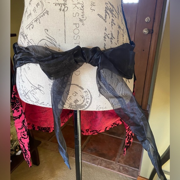 NWT Sexy Burgundy satin look w/Black velvet detail cocktail hostess half apron - Picture 3 of 9